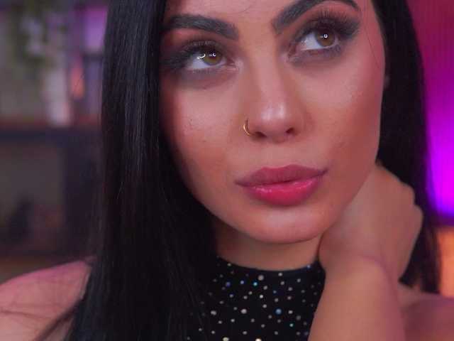 RavennaDArcy's BongaCams show and profile