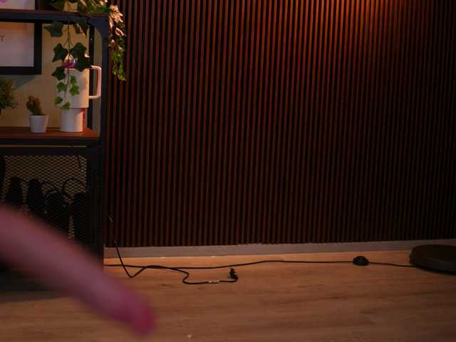 RavennaDArcy's BongaCams show and profile