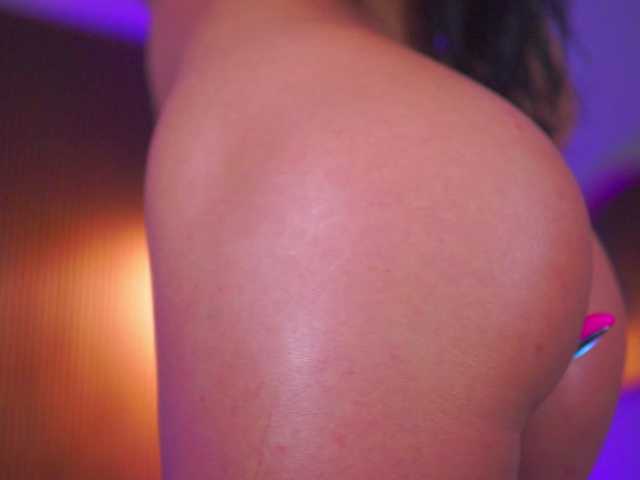 RavennaDArcy — GOAL: SQUIRTSHOW [@remain tokens left].  Moans that will remained imprined in your mind for a long time . 33  123  456  1111