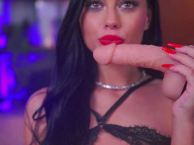 RavennaDArcy's BongaCams show and profile