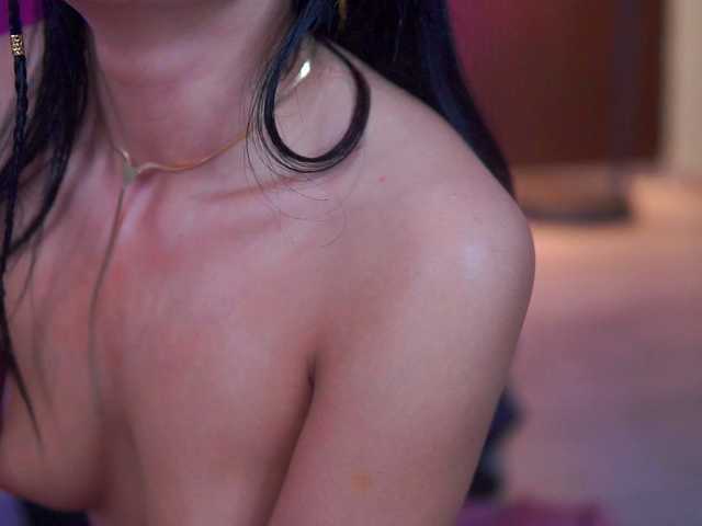 RavennaDArcy from BongaCams is Freechat