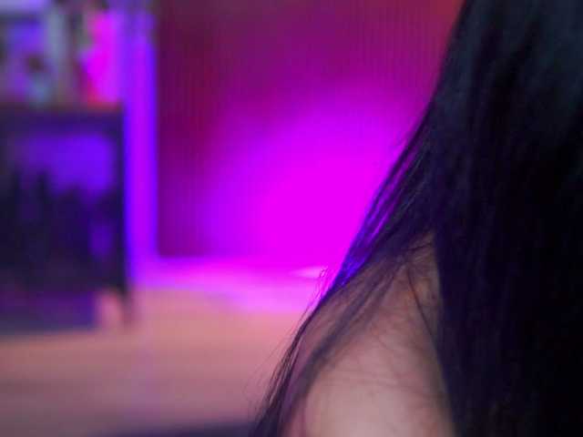 RavennaDArcy's BongaCams show and profile