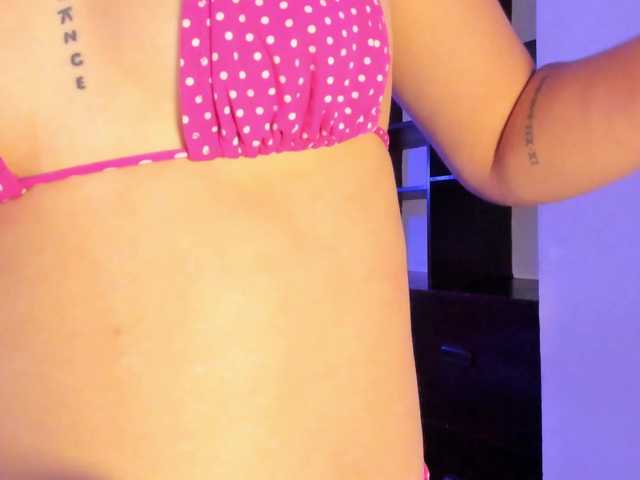 Leiah Blonde (LeiahBlonde)