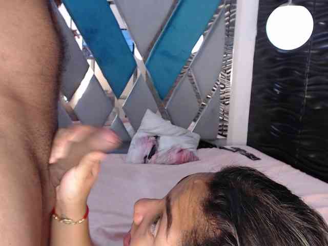 Naty-And-Maxx webcam