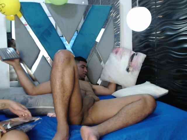 Naty-And-Maxx webcam