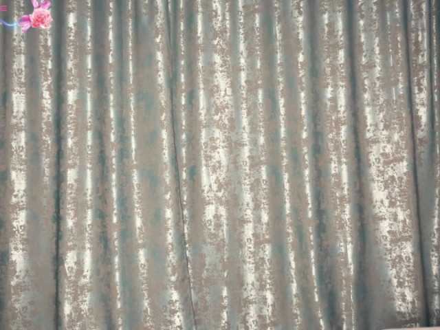 LiCoutch's BongaCams show and profile