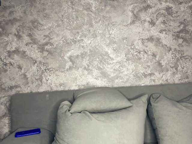 LiCoutch's BongaCams show and profile