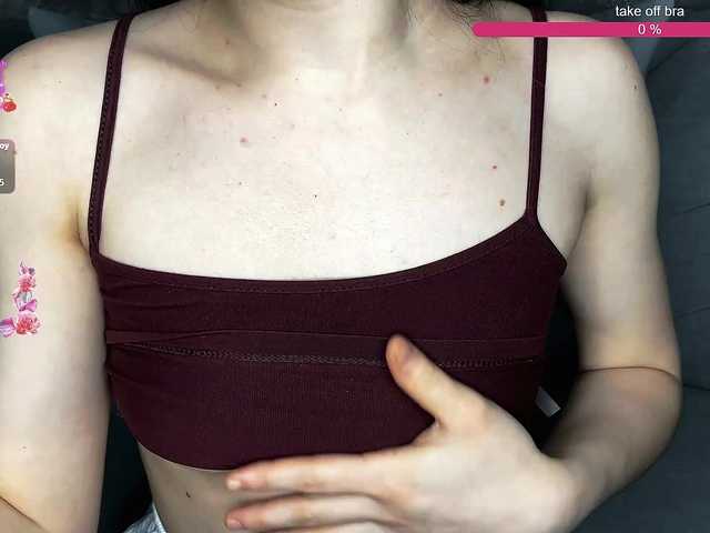 LiCoutch's BongaCams show and profile