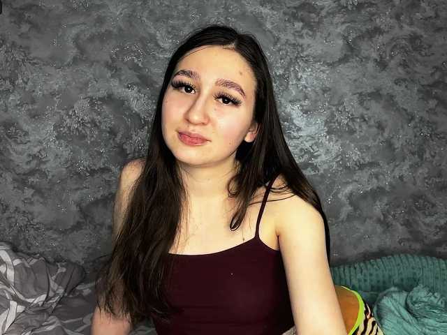 LiCoutch's BongaCams show and profile