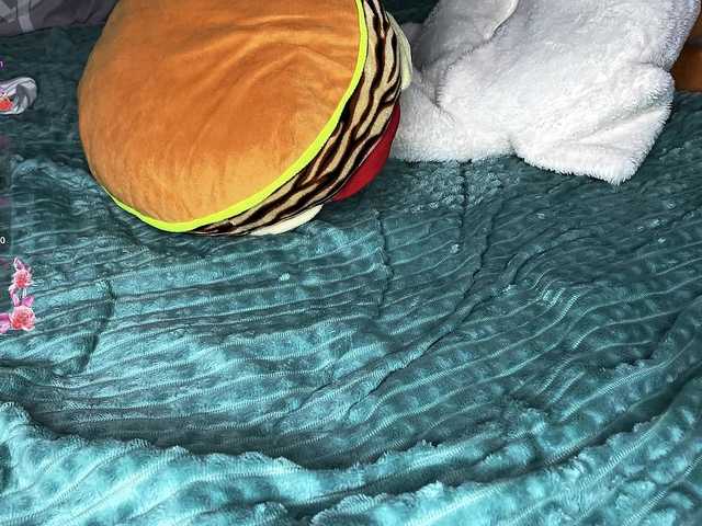 LiCoutch's BongaCams show and profile