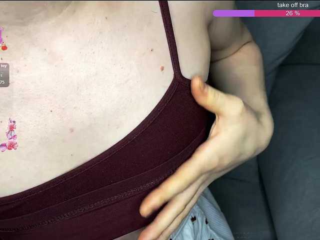 LiCoutch's BongaCams show and profile