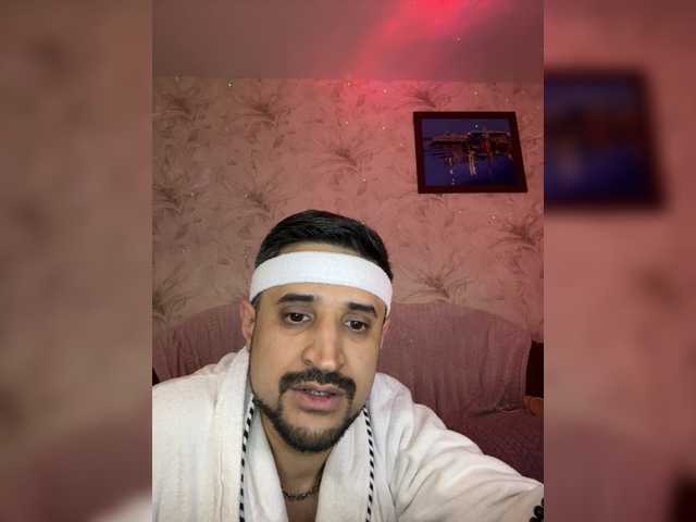 VIP17CoupleDream's BongaCams show and profile