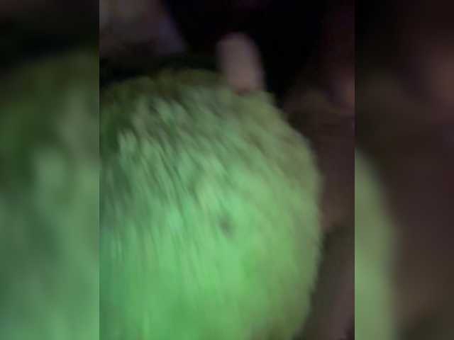 VIP17CoupleDream's BongaCams show and profile