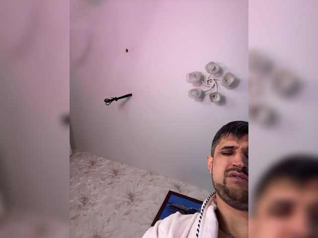 VIP17CoupleDream's BongaCams show and profile