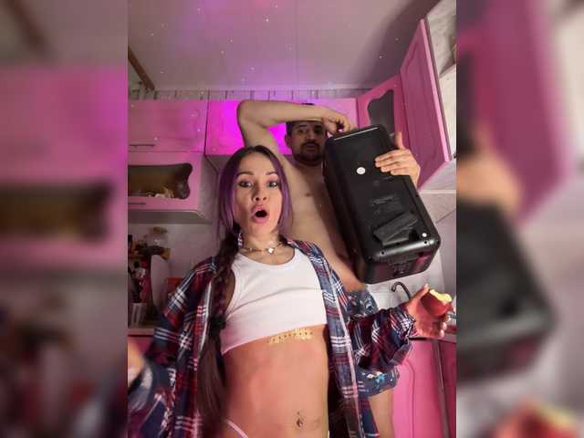 VIP17CoupleDream's BongaCams profile