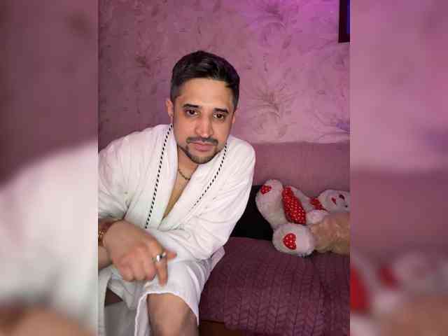 VIP17CoupleDream webcam