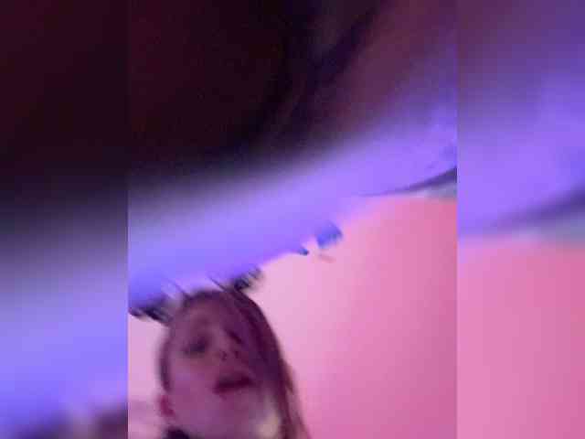 VIP17CoupleDream webcam