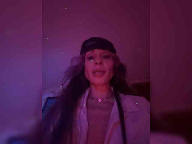 VIP17CoupleDream webcam