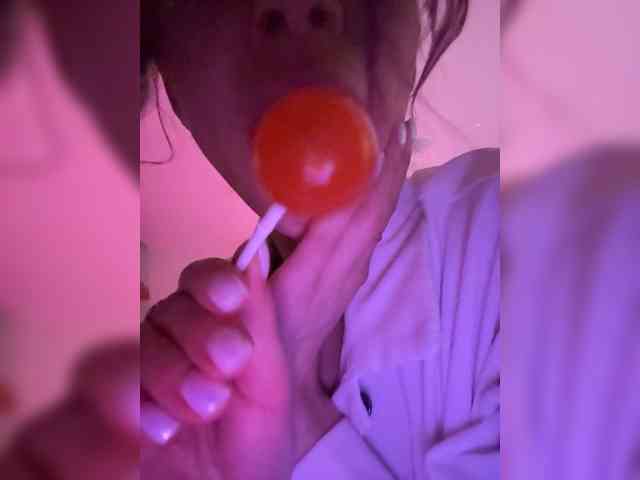 VIP17CoupleDream webcam