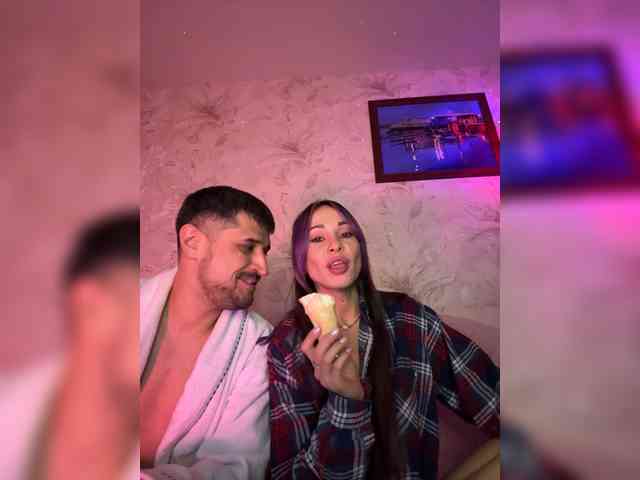 VIP17CoupleDream webcam