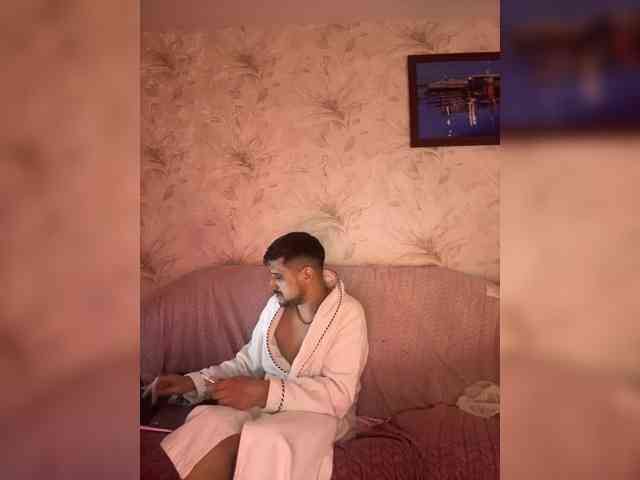 VIP17CoupleDream webcam