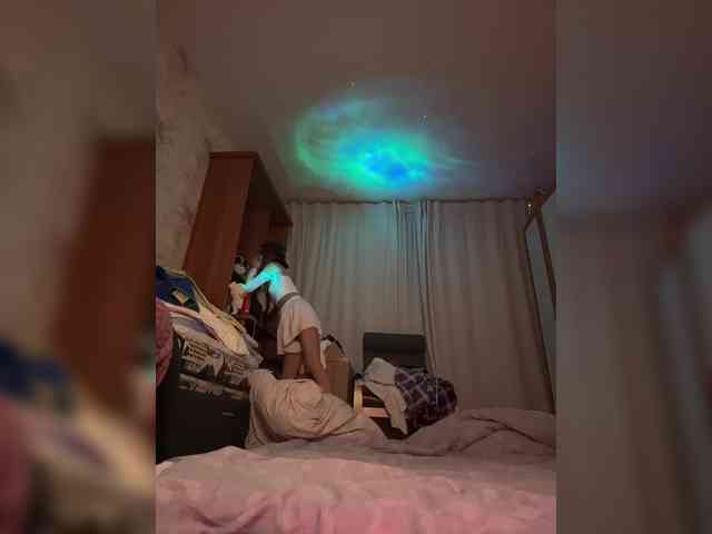 VIP17CoupleDream webcam