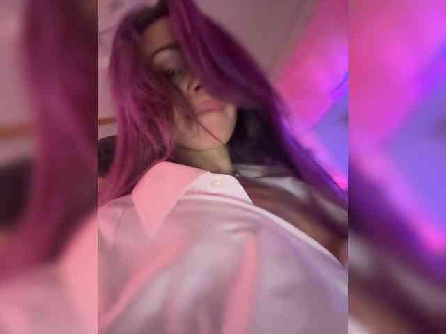 VIP17CoupleDream webcam