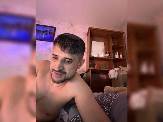 VIP17CoupleDream webcam