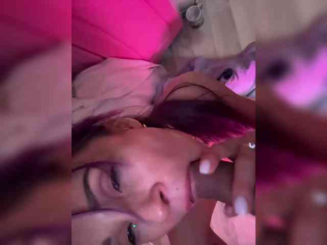 VIP17CoupleDream webcam