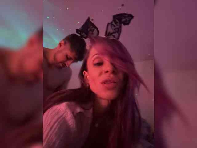 VIP17CoupleDream webcam