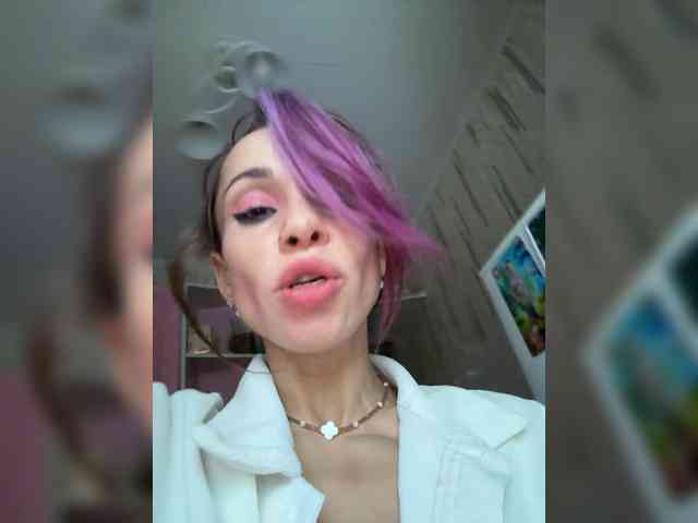 VIP17CoupleDream webcam