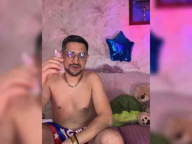 VIP17CoupleDream Live Webcam on BongaCams