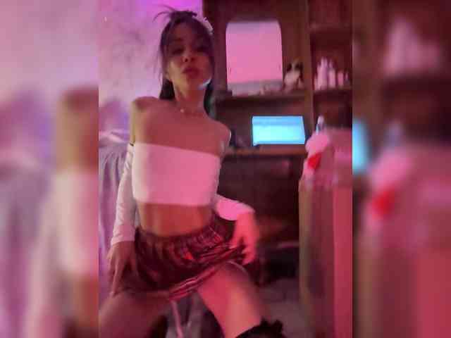 VIP17CoupleDream webcam