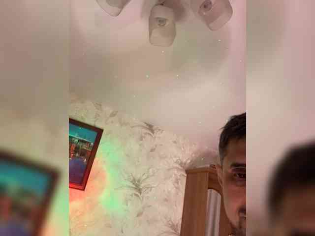 VIP17CoupleDream webcam