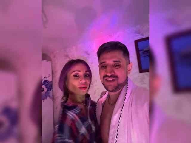 VIP17CoupleDream webcam