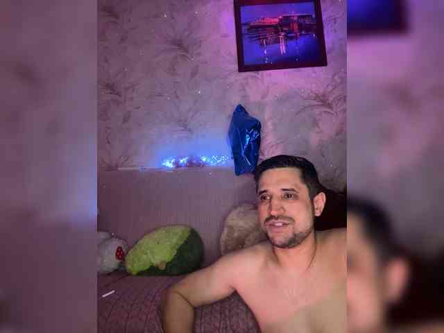 VIP17CoupleDream webcam