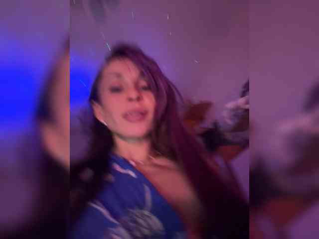 live chatting VIP17CoupleDream