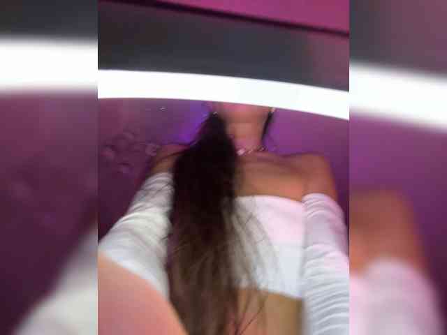 VIP17CoupleDream webcam