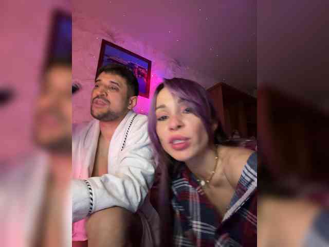 VIP17CoupleDream webcam