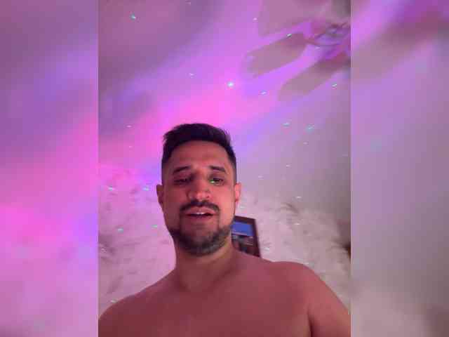 VIP17CoupleDream webcam