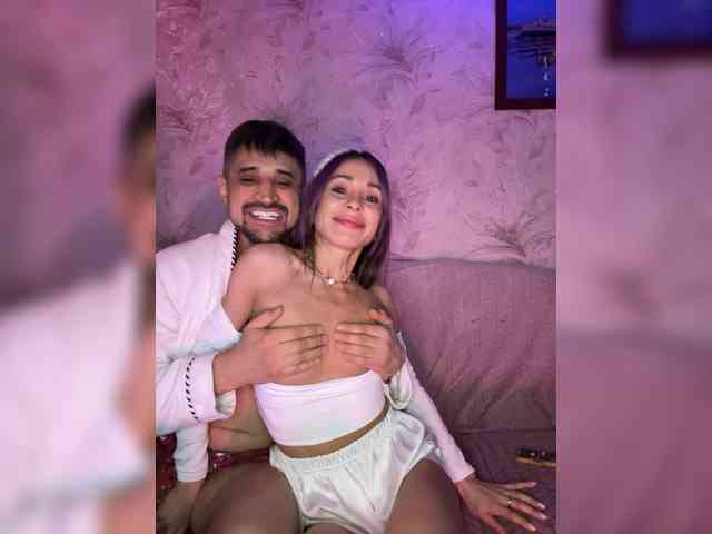 VIP17CoupleDream webcam