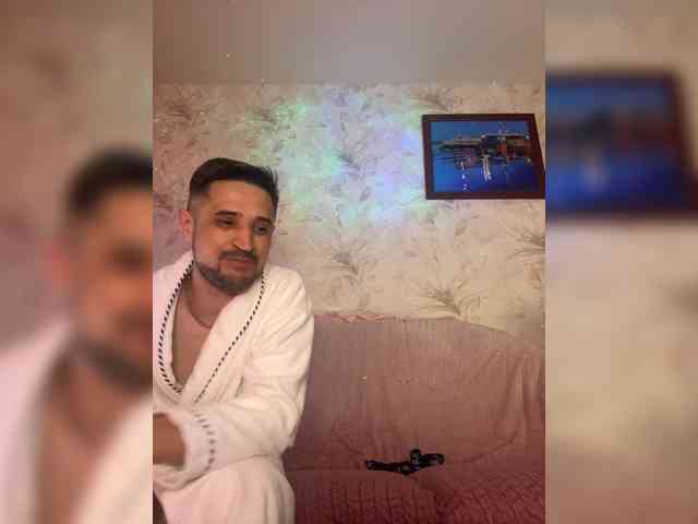 VIP17CoupleDream webcam