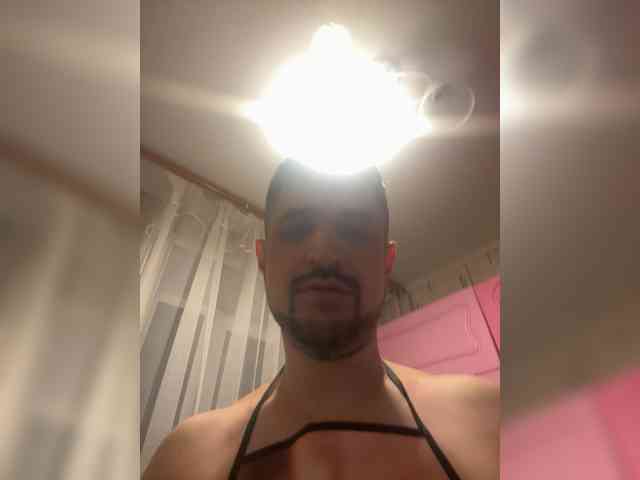 VIP17CoupleDream webcam