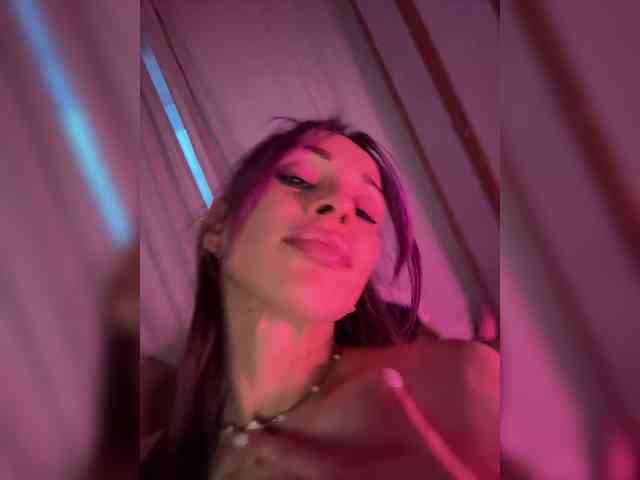 VIP17CoupleDream webcam