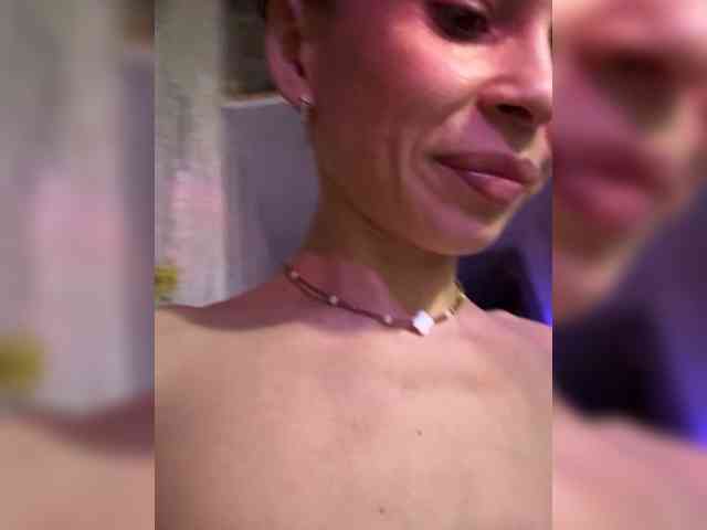 VIP17CoupleDream webcam