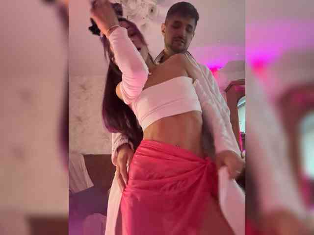 VIP17CoupleDream webcam