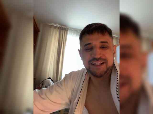 VIP17CoupleDream webcam