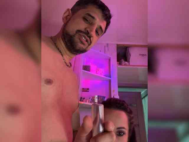 VIP17CoupleDream webcam