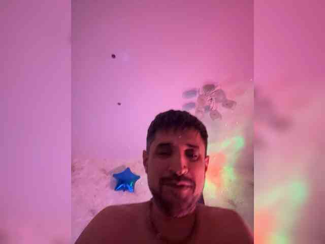 VIP17CoupleDream webcam