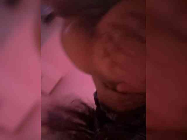 VIP17CoupleDream webcam